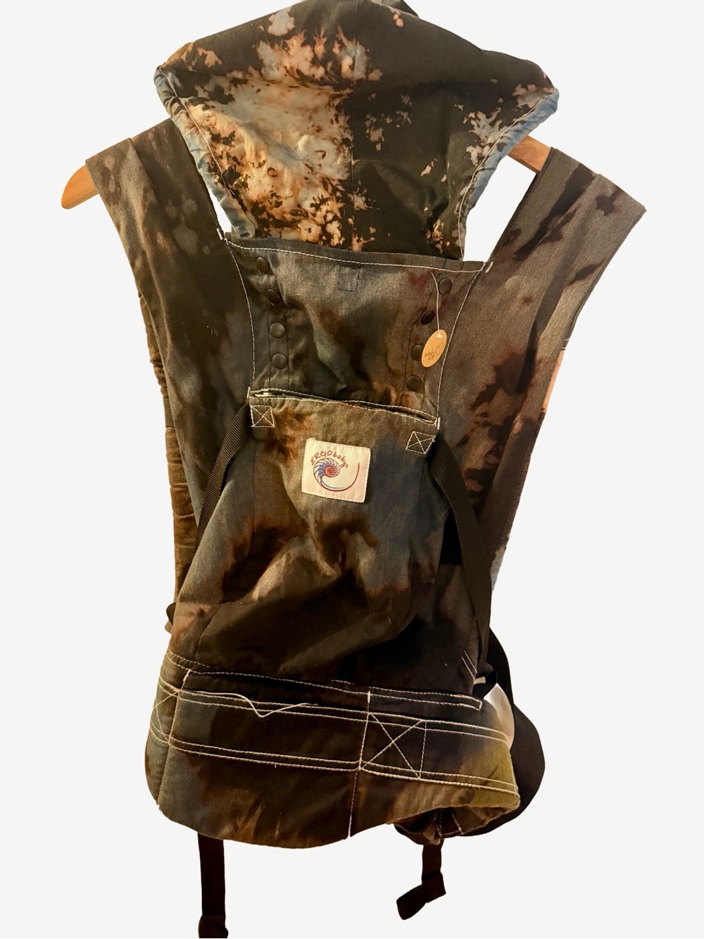 Custom Bleach Tie-Dye Ergobaby Carrier | 1-of-1 Reverse Dye Boho